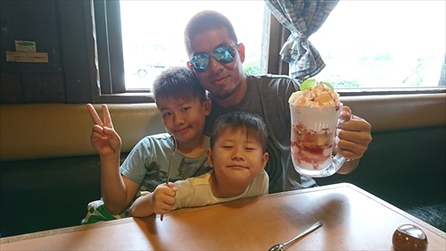 8���E�т�����h���L�[�̃W���b�L�p�t�F�I